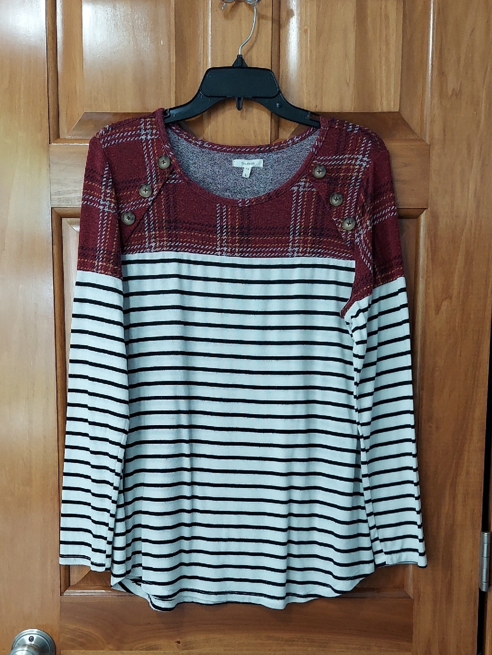 Maurices Burgundy Plaid & Black White Stripe Button Accent Long Sleeve Large Top
